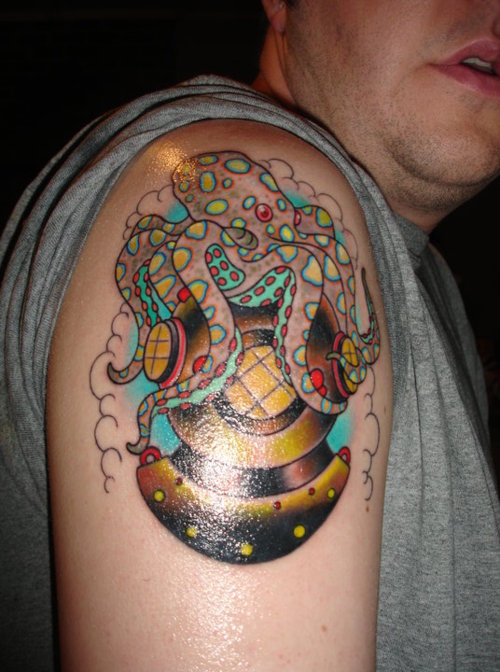 Octopus Tattoo On Man Right Shoulder