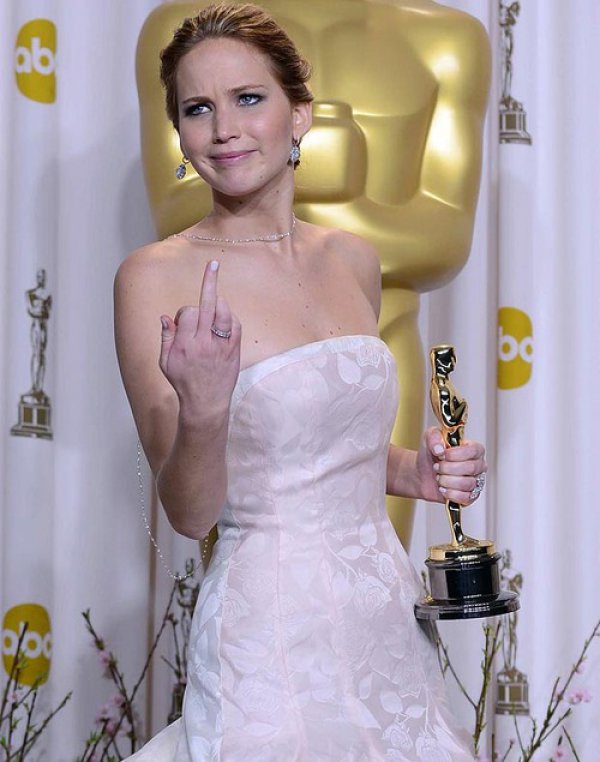 Jennifer Lawrence Flip Off Funny Image