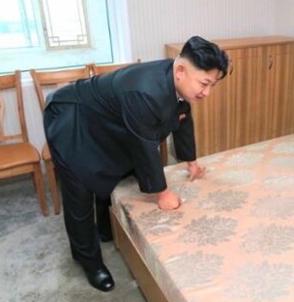 Kim Jong Un Funny Bent Over Funny Picture For Facebook