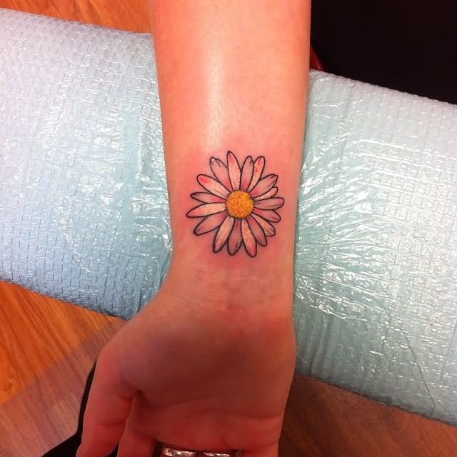 Classic Daisy Flower Tattoo On Wrist