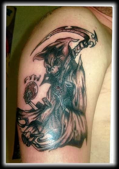 Black Grim Reaper Death Tattoo On Shoulder