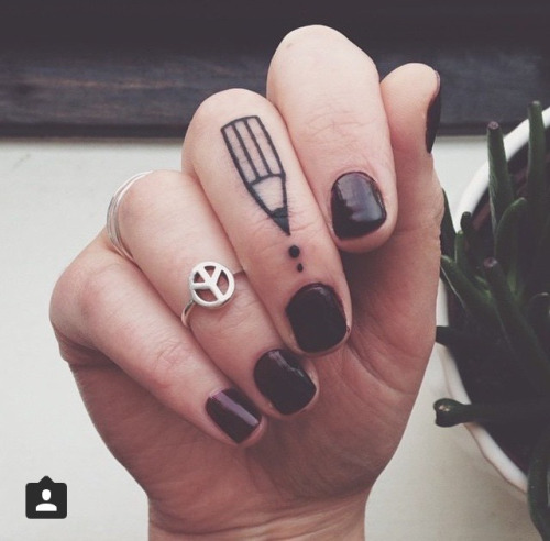 Black Outline Pencil Tattoo On Finger