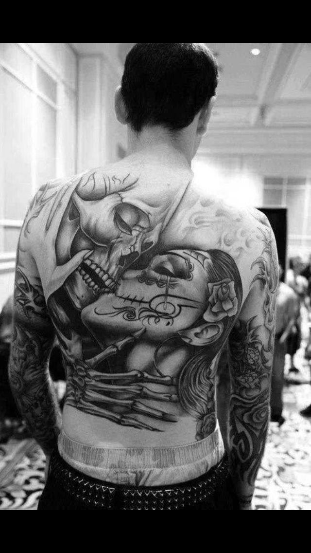 Dia De Los Muertos Kissing Couple Tattoo On Full Back