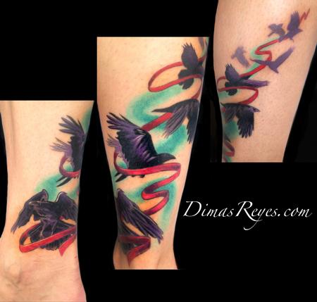 Flying Birds With Ribbon Bow Tattoo On Leg