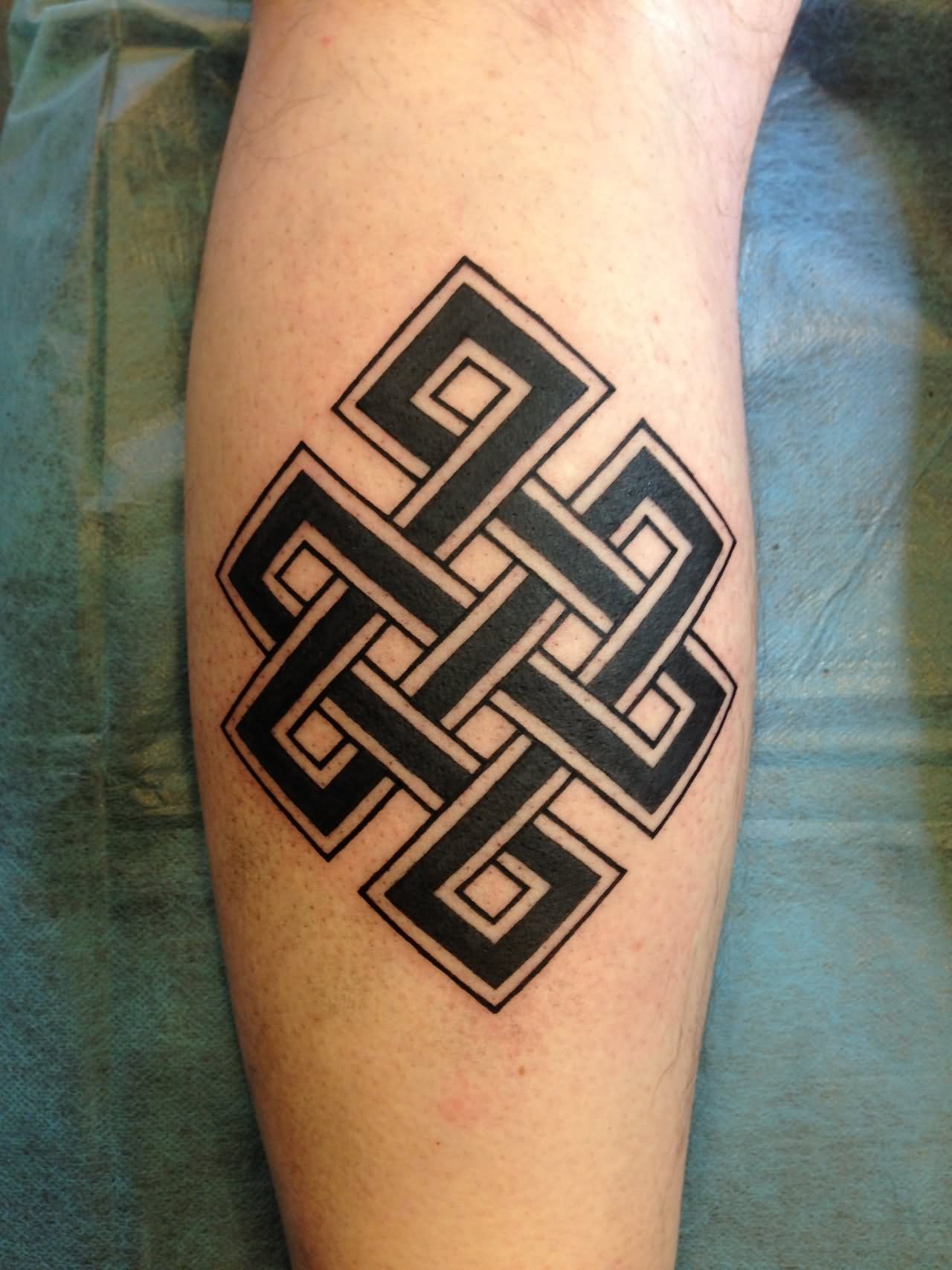 Black Endless Knot Tattoo Design For Leg
