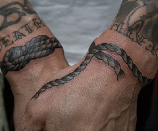 Black Ink Rope Knot Design For Wrist
