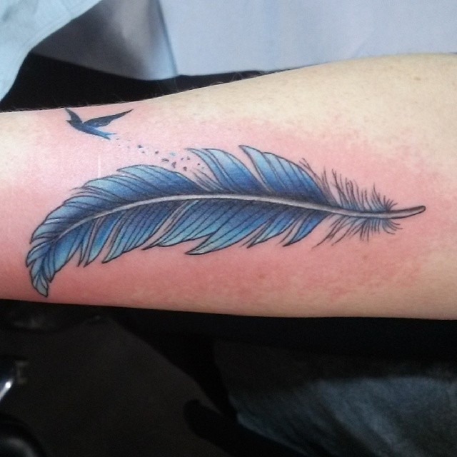Cool Pigeon Feather With Flying Pigeon Tattoo Design For Arm