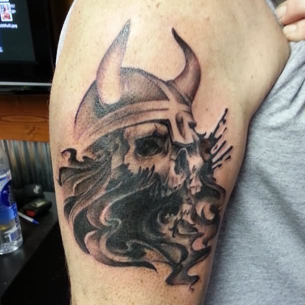Grey Ink Viking Skull Tattoo On Man Right Biceps