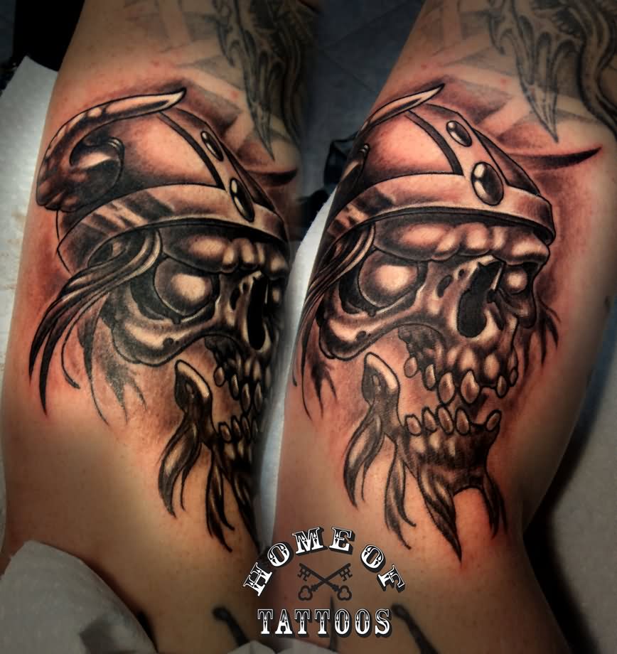 Viking Skull Tattoo On Bicep by Arturnakolet