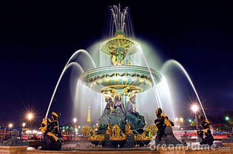 Adorable Night View Of Fountain At Place de la Concorde