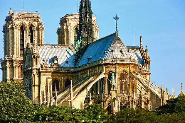Amazing Picture Of Flying Buttresses At Notre Dame de Paris