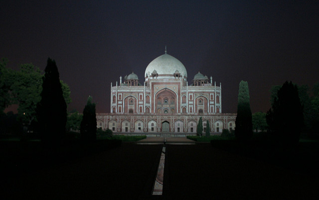 Amazing Picture Of Humayun's Tomb At Night