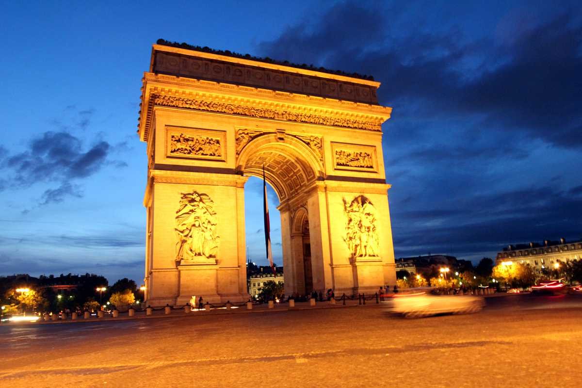 Arc de Triomphe, Paris Night Picture