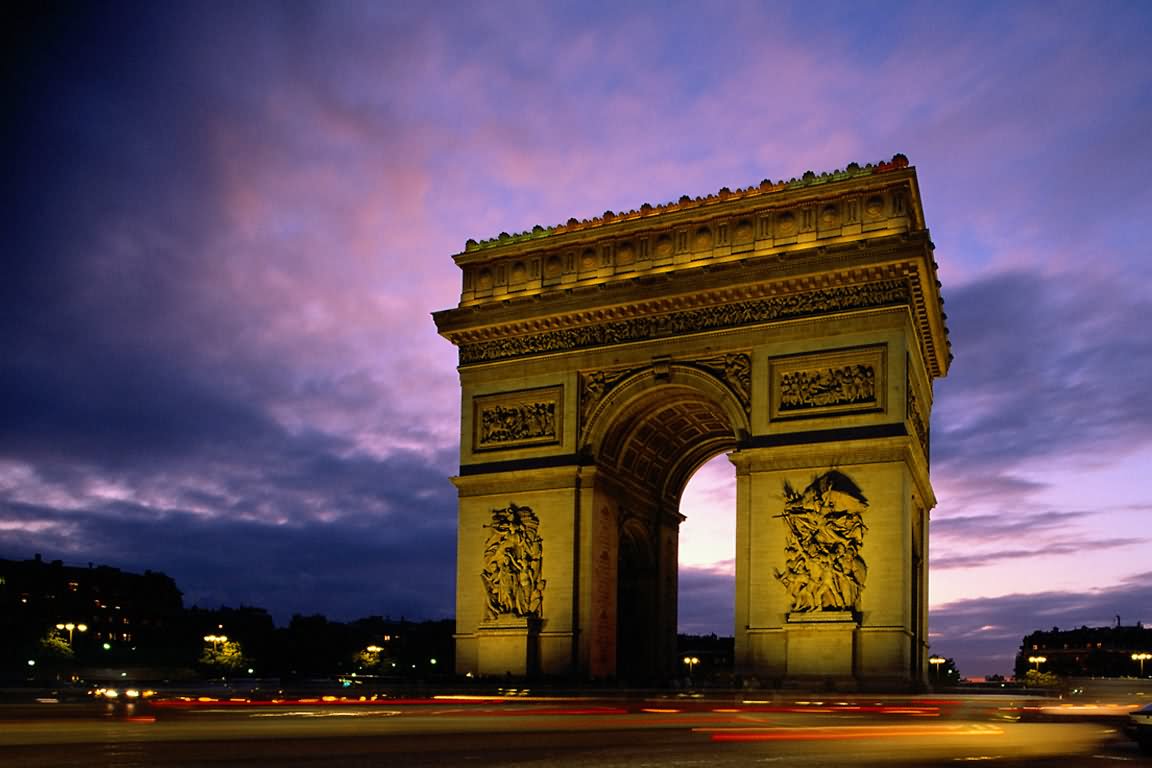 Arc de Triomphe Sunset View Image