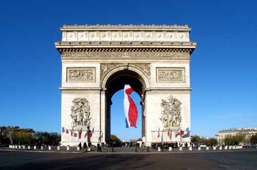 Arc de Triomphe With France Flag Picture