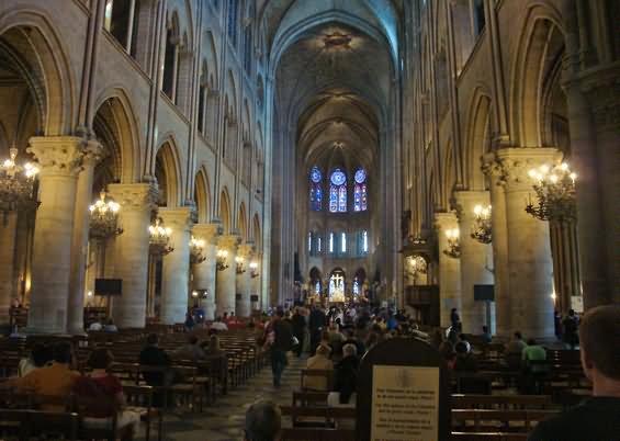 Awesome Interior Of Notre Dame de Paris