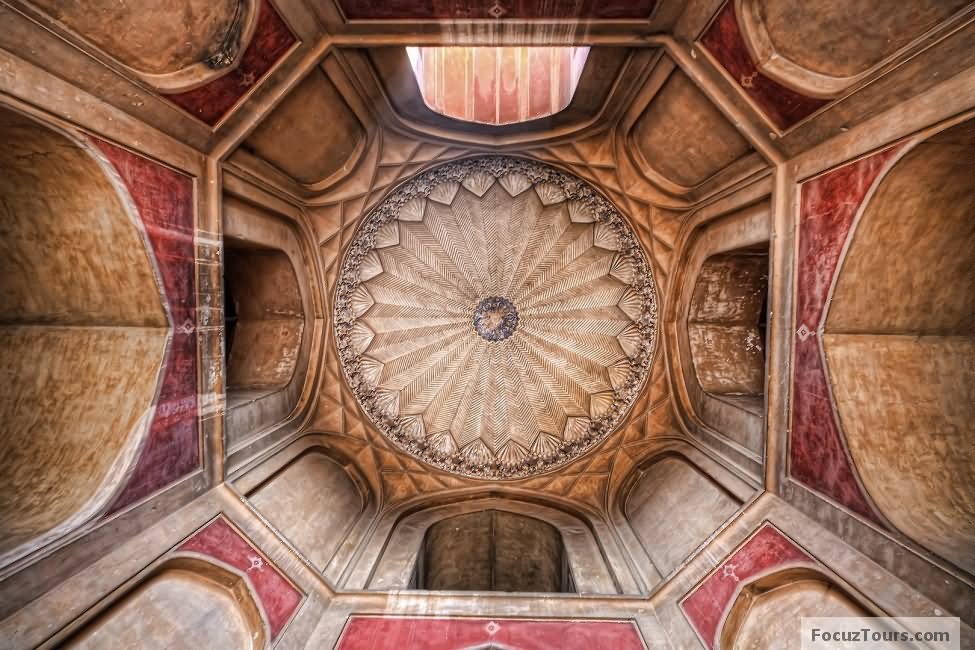 Beautiful Interior Design Of Dome Inside Humayun's Tomb