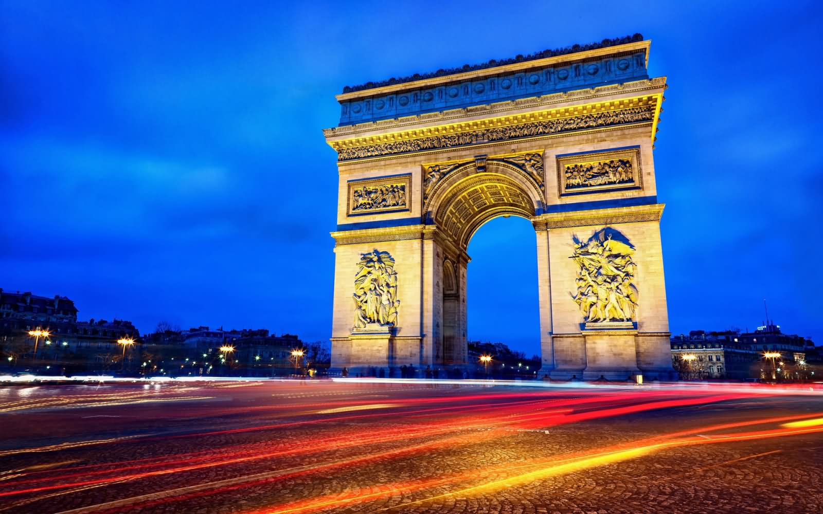 Beautiful Night View Picture Of Arc de Triomphe Wallpaper