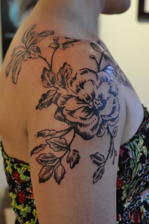 Black Floral Tattoo On Right Shoulder
