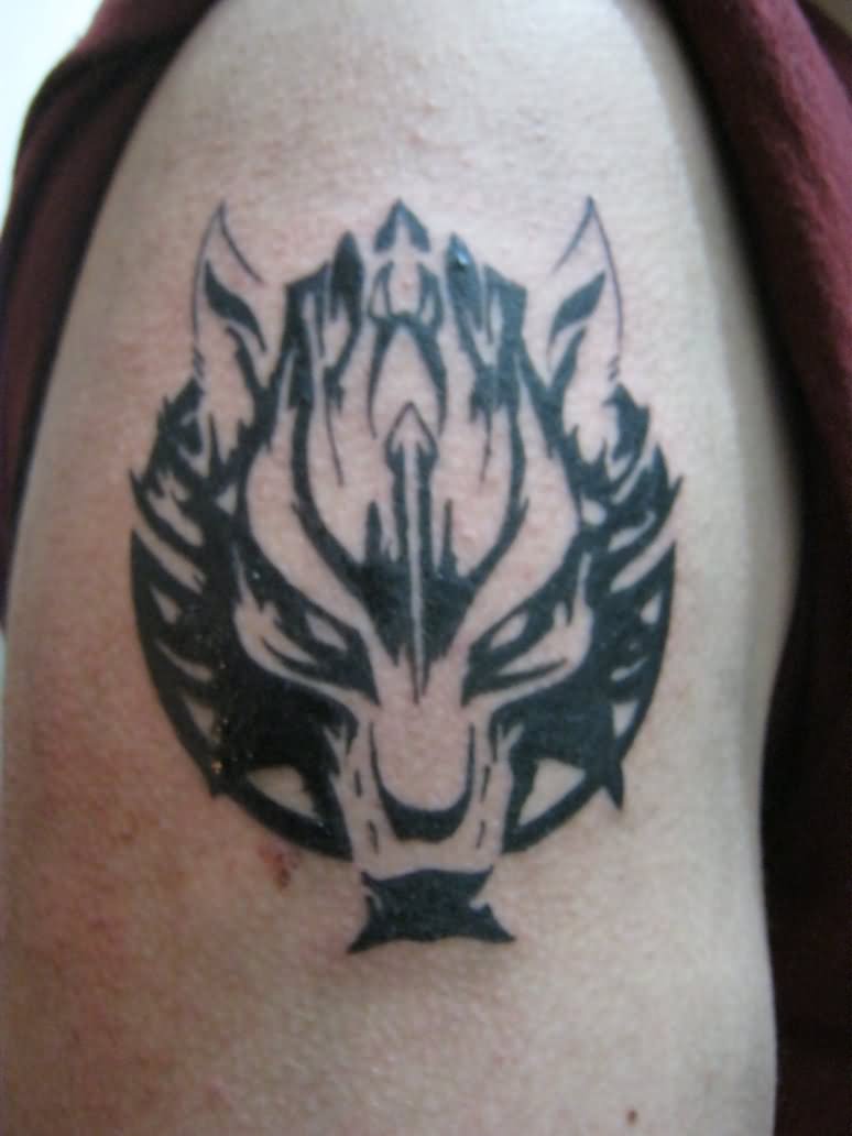 Black Tribal Final Fantasy Tattoo On Shoulder