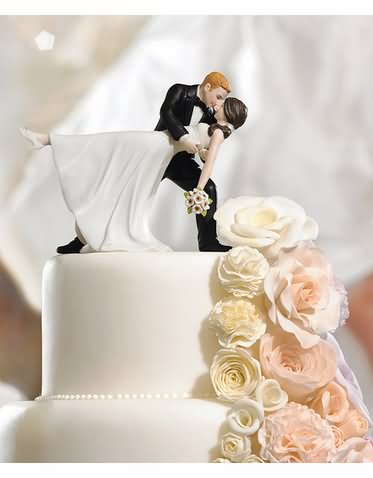 Dancing Couple Funny Wedding Cake Picture