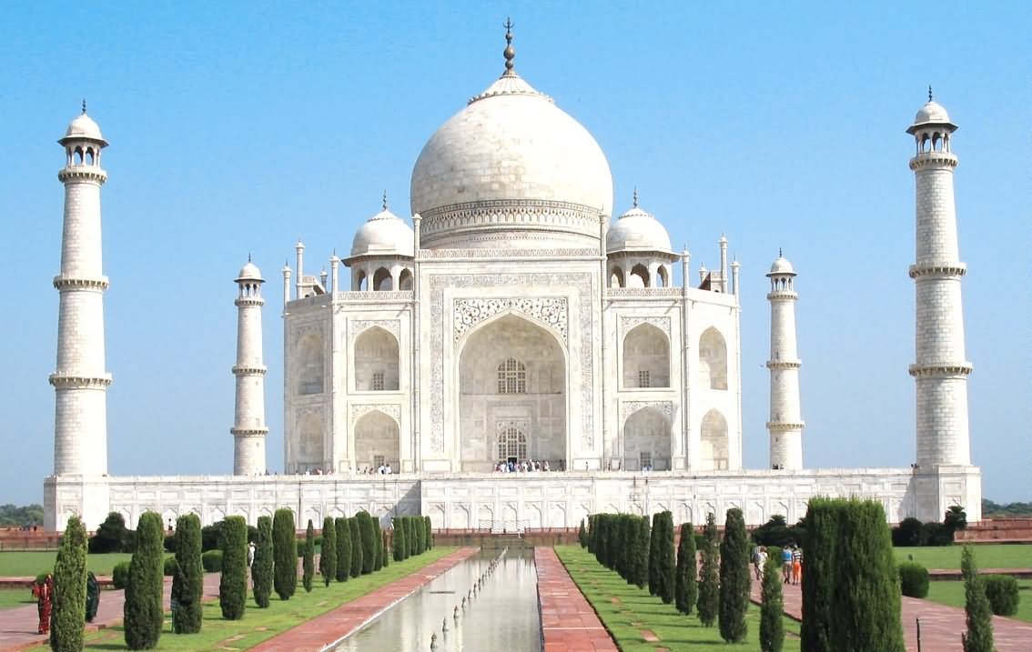 Day Time Beautiful Picture Of Taj Mahal