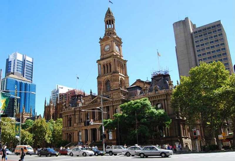 Day Time Picture Of Sydney Town Hall