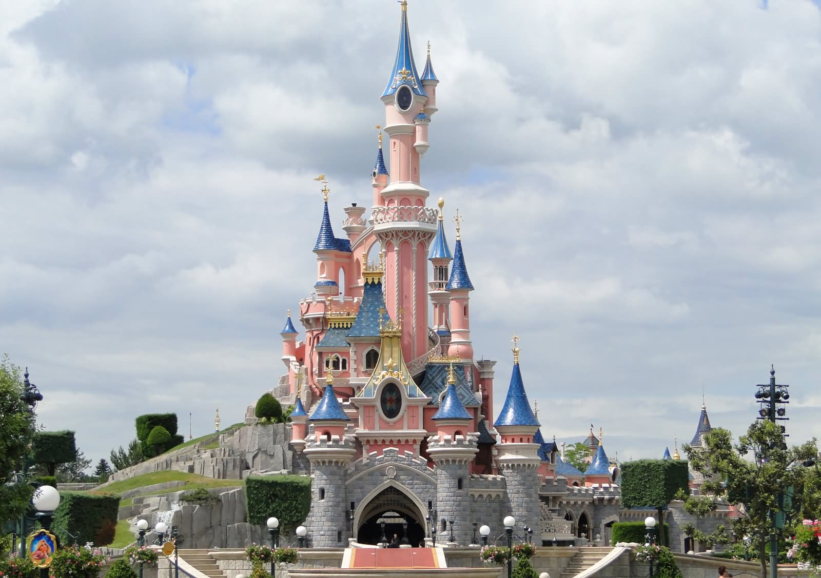 20 Most Adorable Disneyland Paris Images