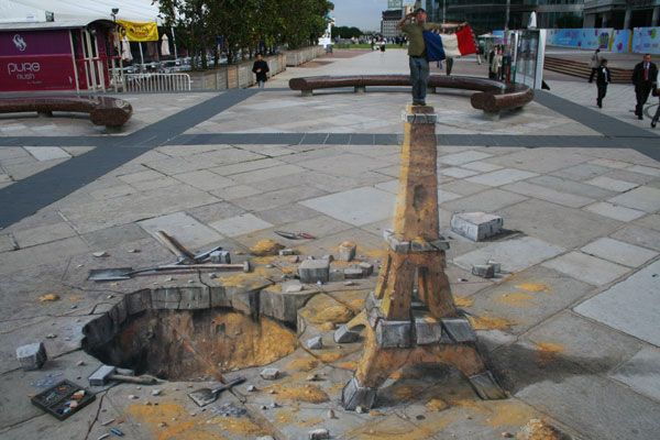 Eiffel Tower Chalk Optical Illusion