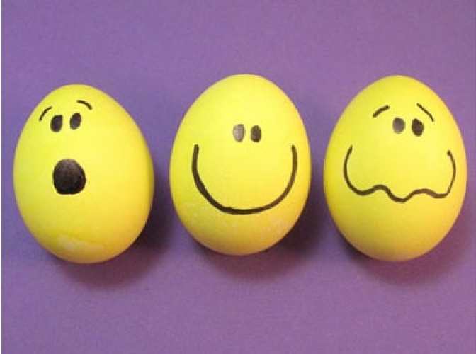 Funny Face Expression Eggs Image