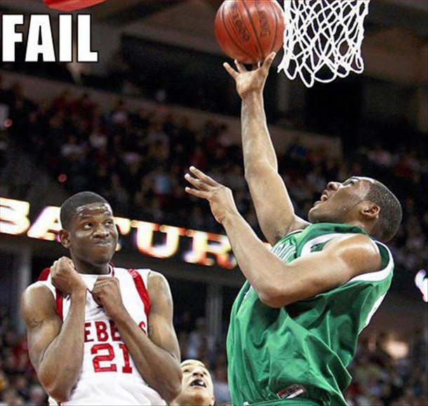 Funny Sports Fail Basketball Players Image