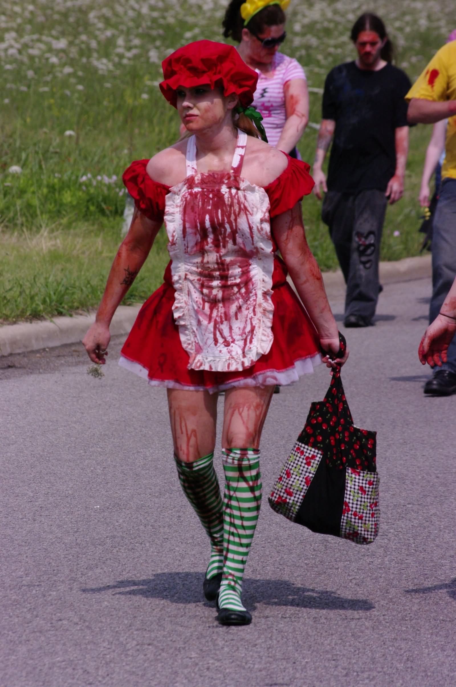 Girl Funny Zombie Costume Image