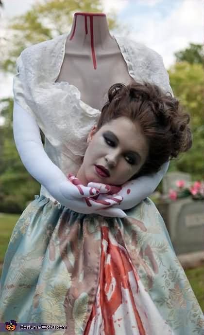 Headless Marie Antoinette Funny Zombie Costume Picture For Whatsapp