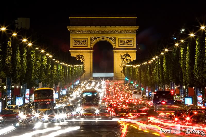High Traffic At Arc de Triomphe