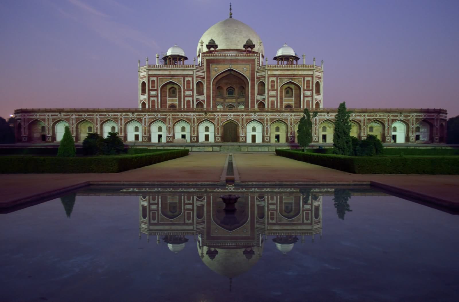 Humayun's Tomb Night View Picture