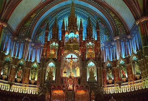 Incredible Interior Of Notre Dame de Paris