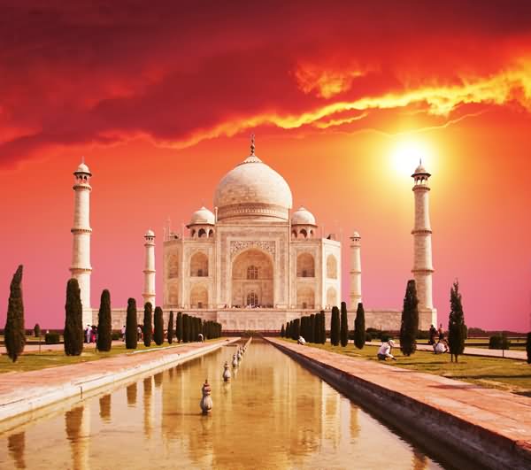 Incredible Sunset View Of Taj Mahal