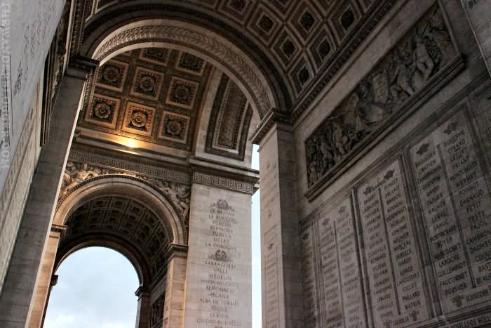 Inside Arc de Triomphe Picure