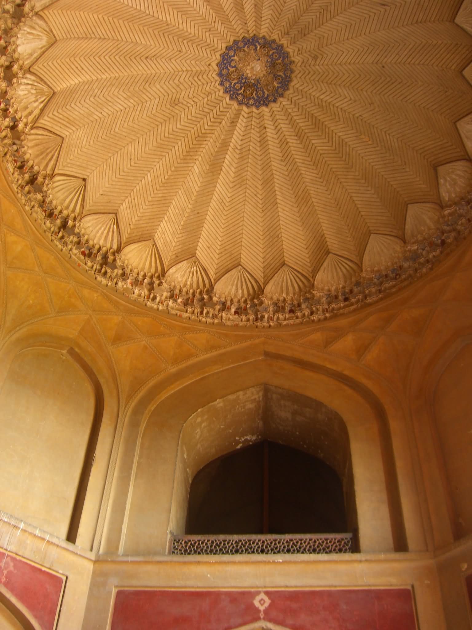 Inside View Of The Dome Of Humayun's Tomb