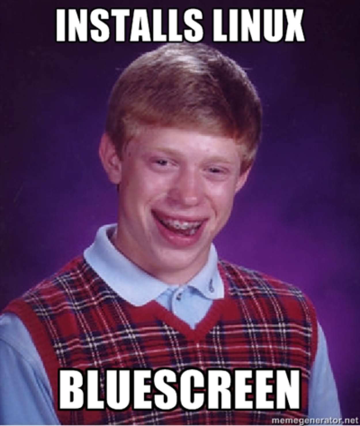 Installs Linux Bluescreen Funny Weird Meme Photo