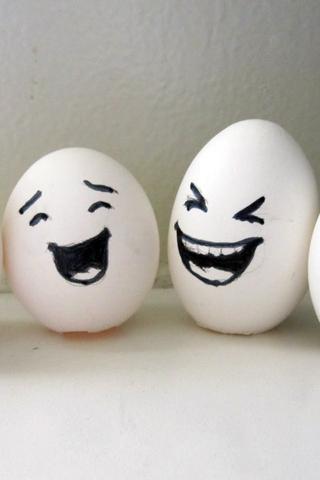 Laughing Faces Funny Egg Picture