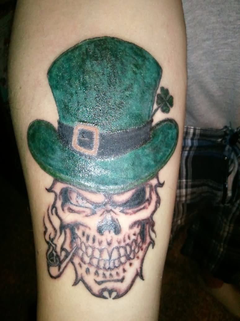 Leprechaun Skull With Green Heart Tattoo