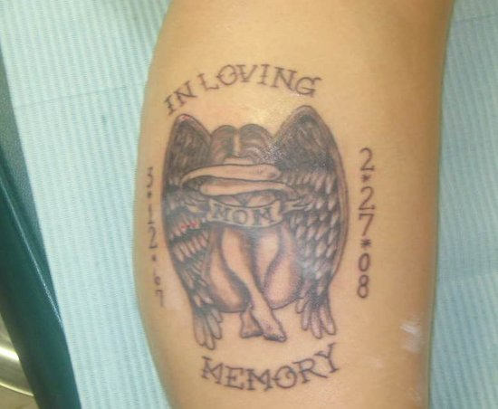 Memorial Black Ink Angel With Mom Banner Tattoo Design