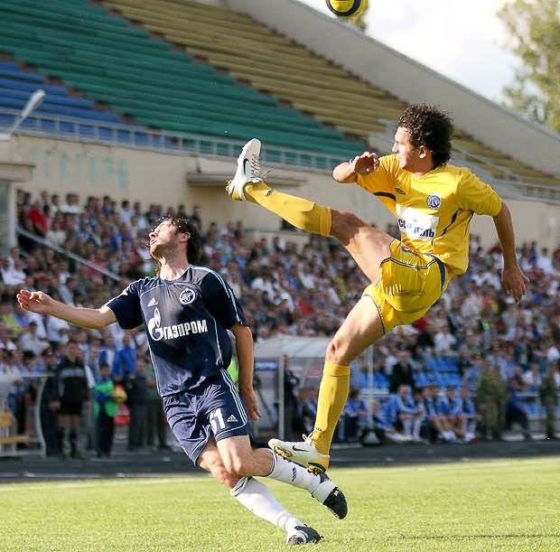 Neck Kick Funny Sports Fail Soccer Players Picture For Facebook