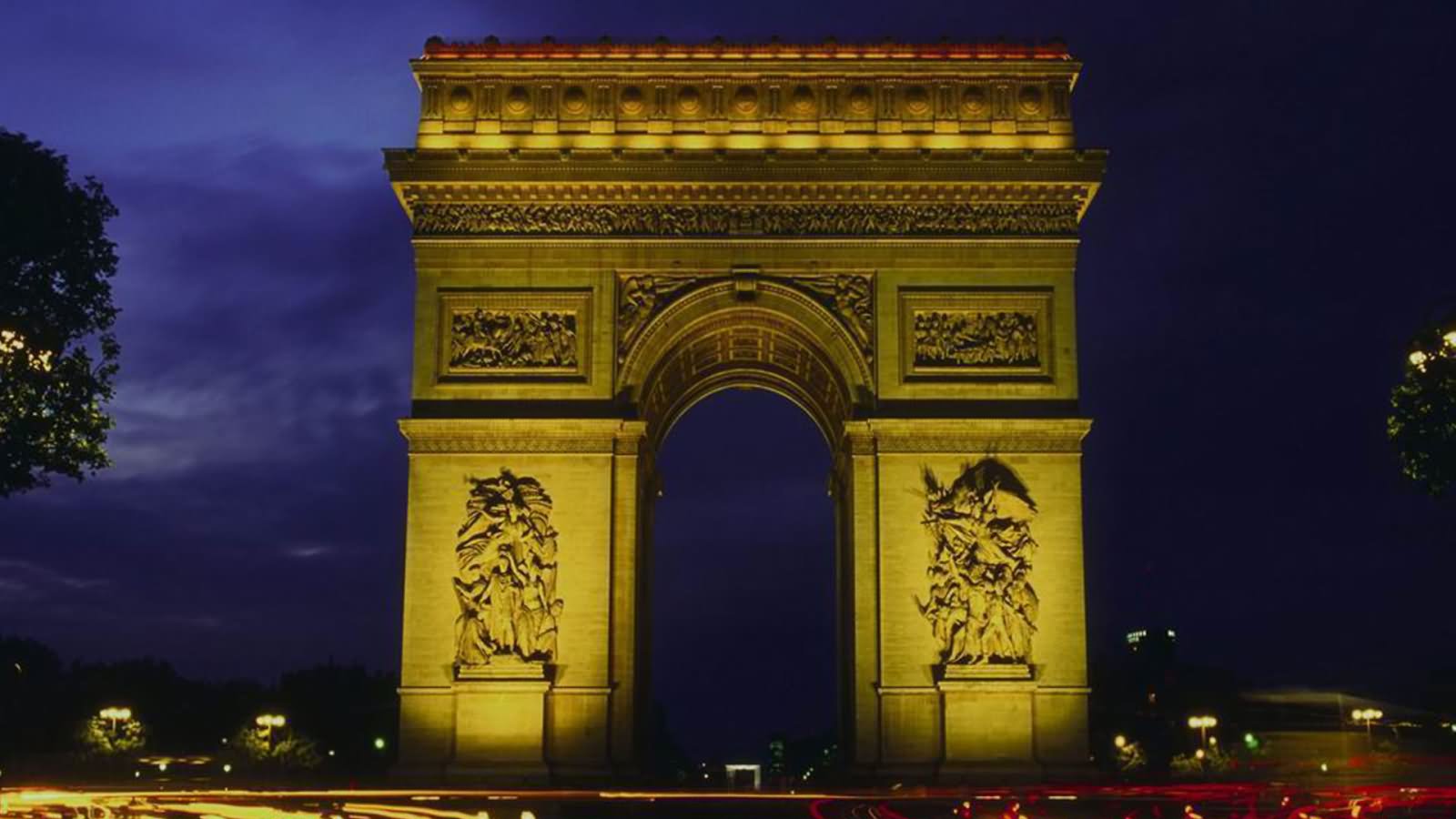 Night Picture Of Arc de Triomphe