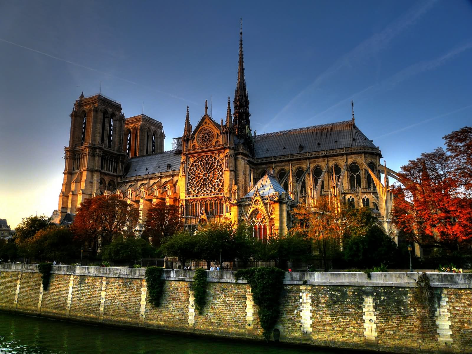 Notre Dame de Paris Beautiful Image