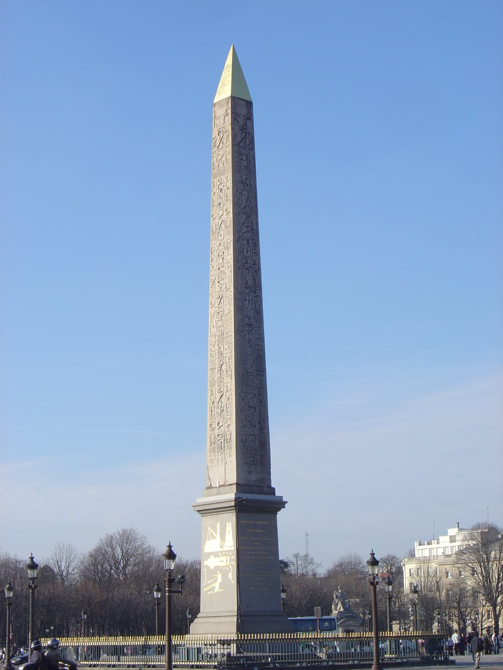 Place de la Concorde Luxor Obelisk