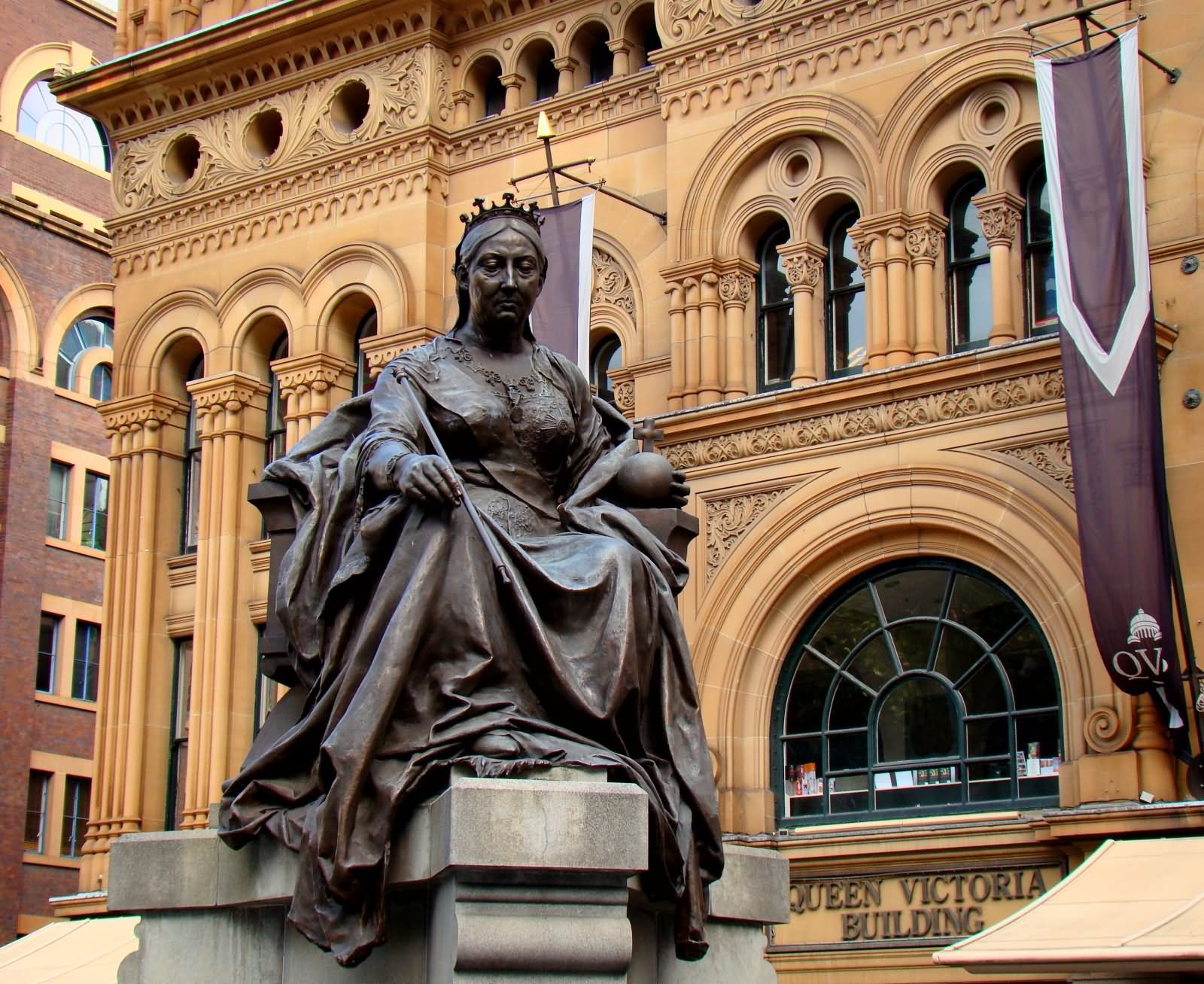 Queen Victoria Statue In Front Of Queen Victoria Building