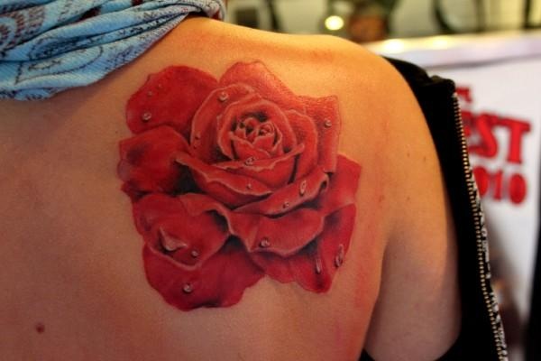 Realistic 3D Floral Tattoo On Right Back Shoulder