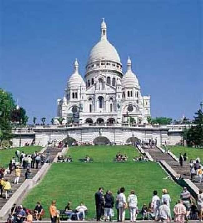 Sacre-Coeur Beautiful Front View